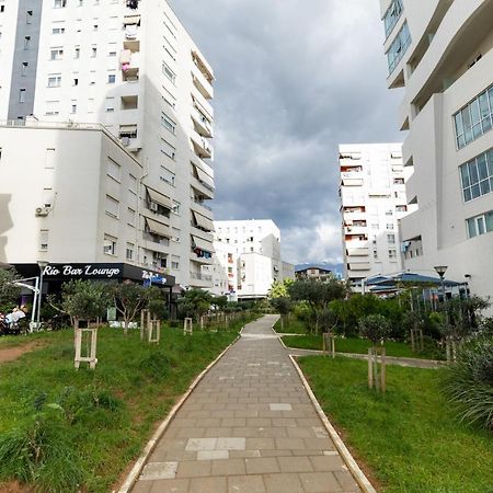 Tirana Contact Apartment エクステリア 写真