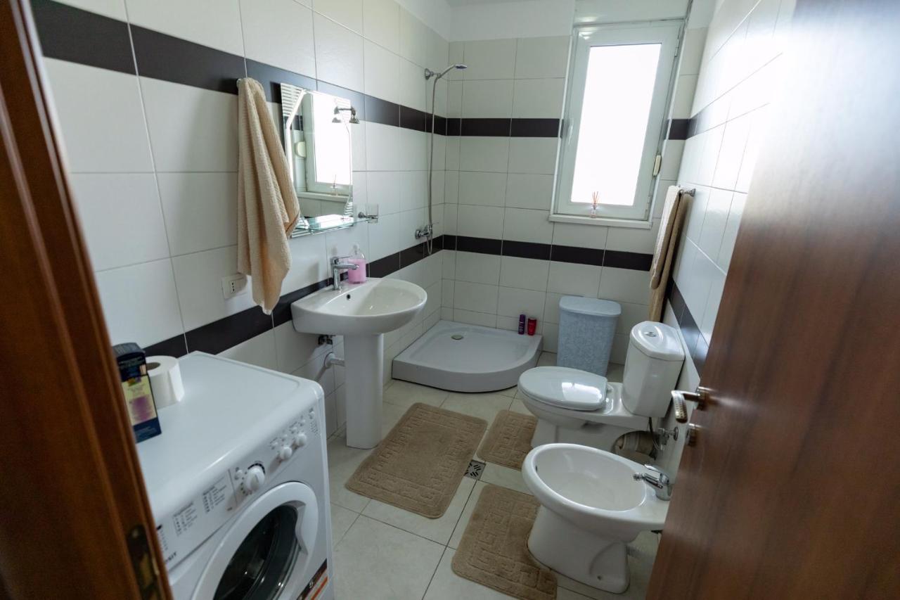 Tirana Contact Apartment エクステリア 写真